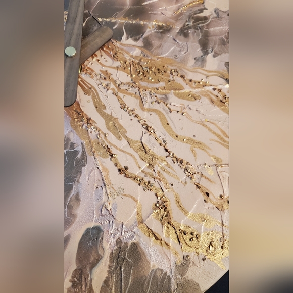 15" Circular Hand-Painted Wall Clock, Gold, Brown, Peach, minimalist style - Picture 4 of 5